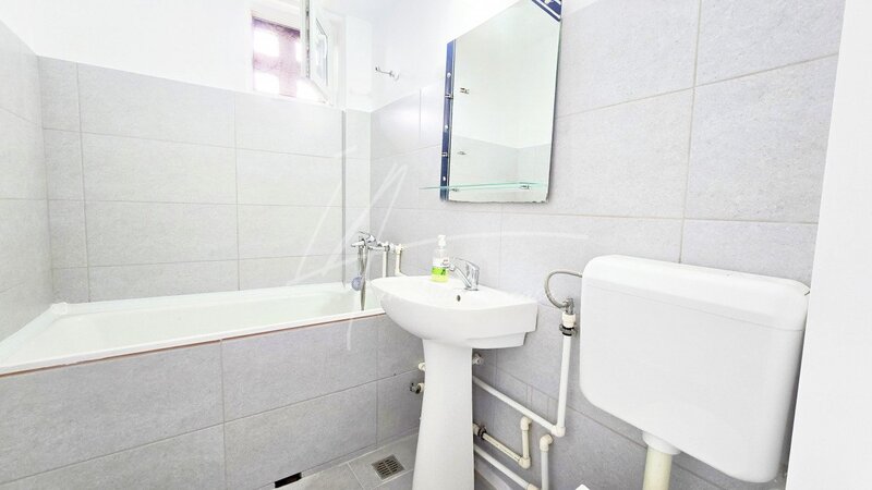 Ploiesti, apartament ideal Booking in ultracentralul Ploiestiului.